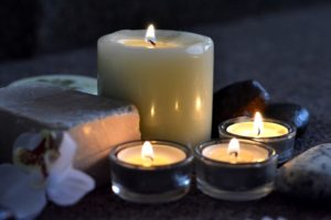candles-2803444_960_720
